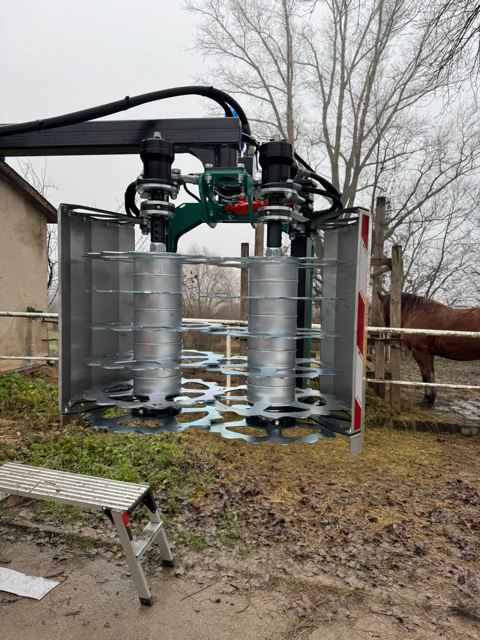 Zimní předřez ve vinici: Rychleji, čistěji a s menším stresem na jaře